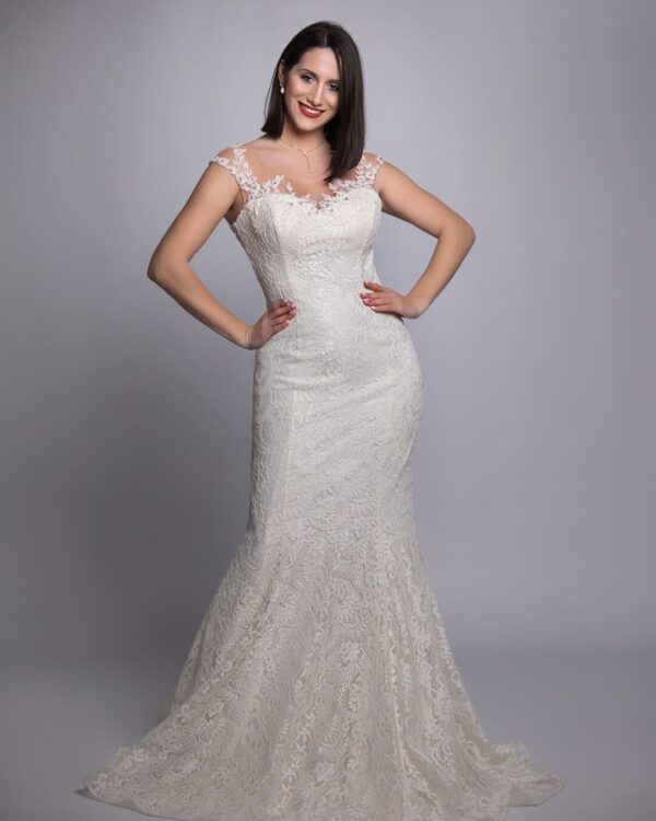 Γοργονέ νυφικό από γαλλική 3D ανάγλυφη δαντέλα