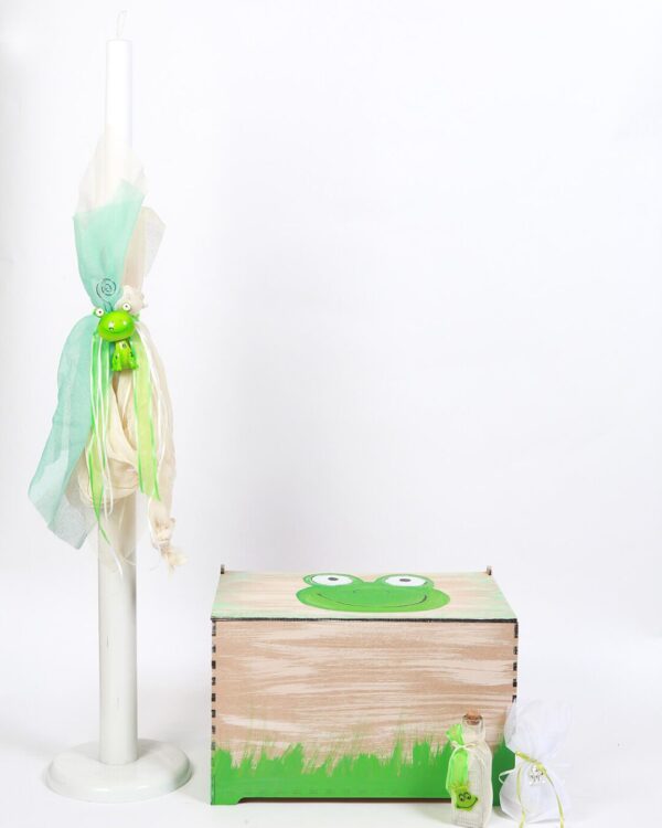 Σετ κουτί βάφτισης ξύλινο μπαούλο με θέμα το βατραχάκι