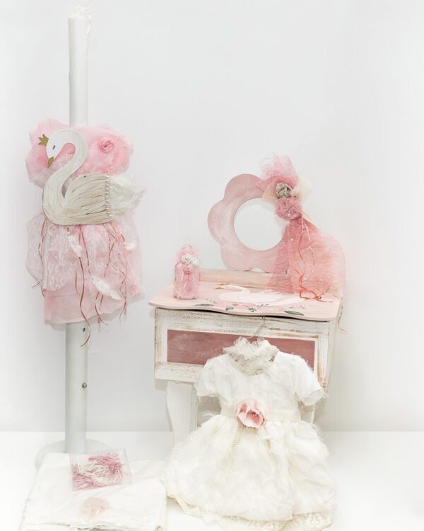 Πλήρες σετ βάπτισης με φόρεμα και θέμα κύκνο