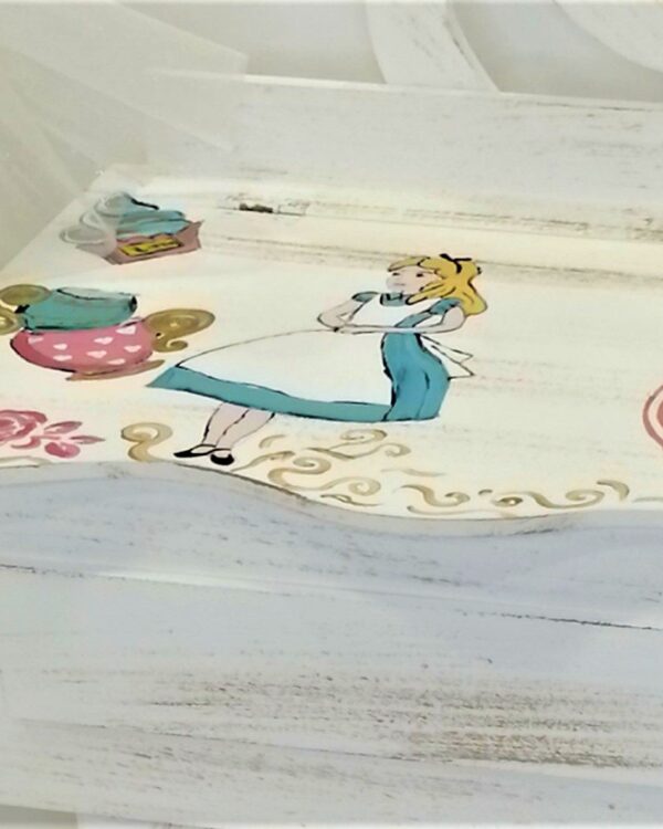 Σετ βάπτισης με Boudoir και θέμα την Αλίκη στη χώρα των θαυμάτων