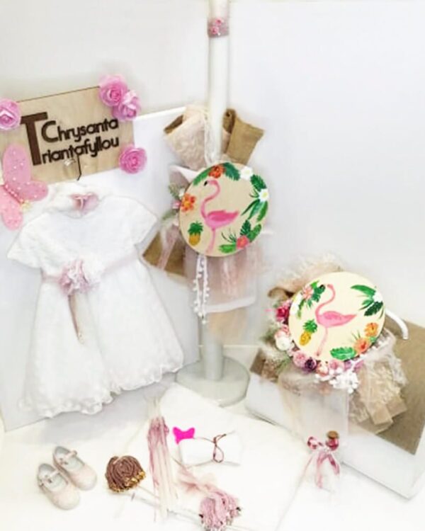 Πλήρες σετ βάπτισης με θέμα το φλαμίνγκο, συνδυασμένο με φόρεμα και παπούτσι