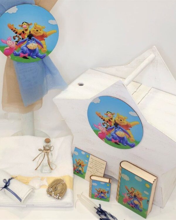 Σετ βάπτισης με ξύλινο αστεράκι και θέμα τον Γουίνι το αρκουδάκι και τους φίλους του - Winnie the pooh