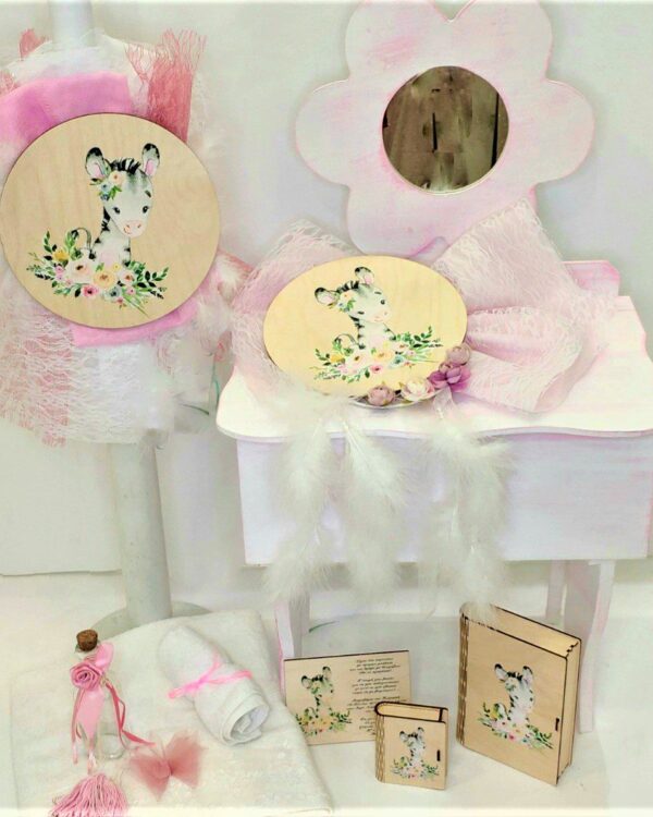 Σετ βάπτισης με θέμα την Ζέβρα στολισμένη με λουλούδια