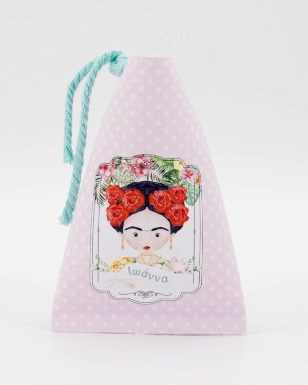 Κουτάκι σε σχήμα πυραμίδας για γλυκίσματα, για την θεματική διακόσμητη του Candy Bar της βάπτισής σας