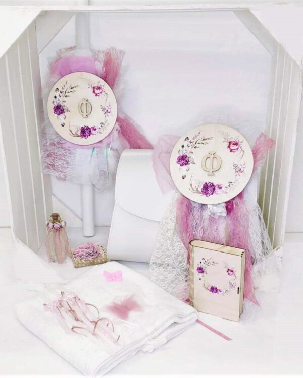 Πλήρες σετ βάπτισης για κορίτσι με θέμα το μονόγραμμα του ονόματος