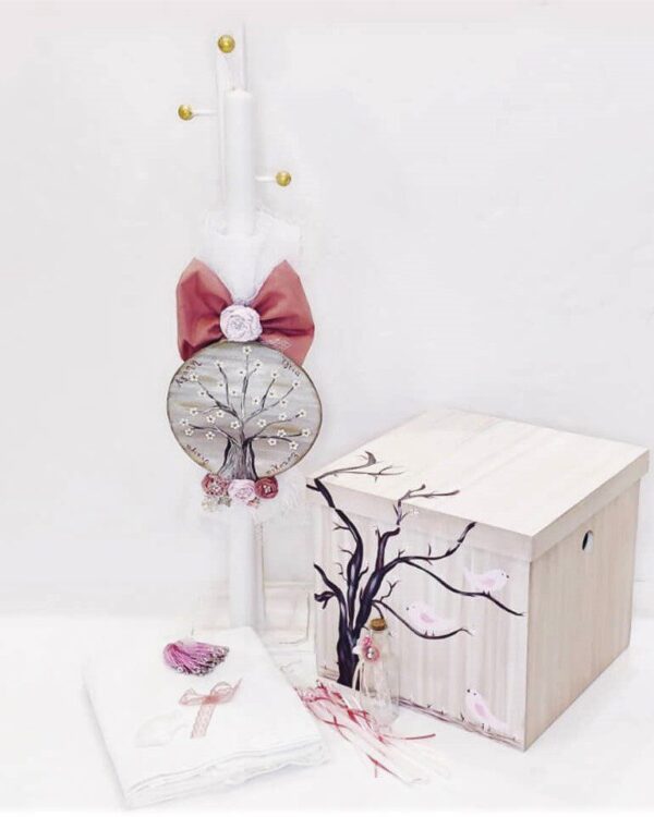 Πλήρες σετ βάπτισης με θέμα ανθισμένη αμυγδαλιά και πουλάκια, με ξύλινο αποθηκευτικό κύβο