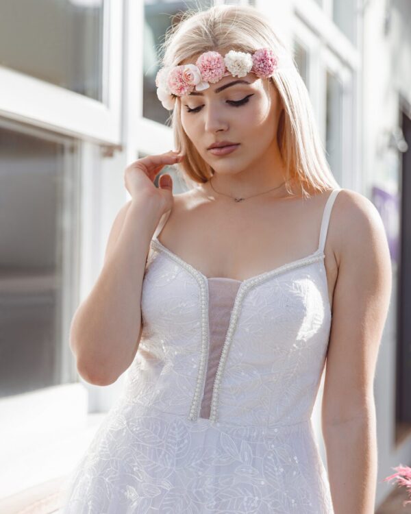 Nυφικό φόρεμα σε άλφα γραμμή με γκλίτερ