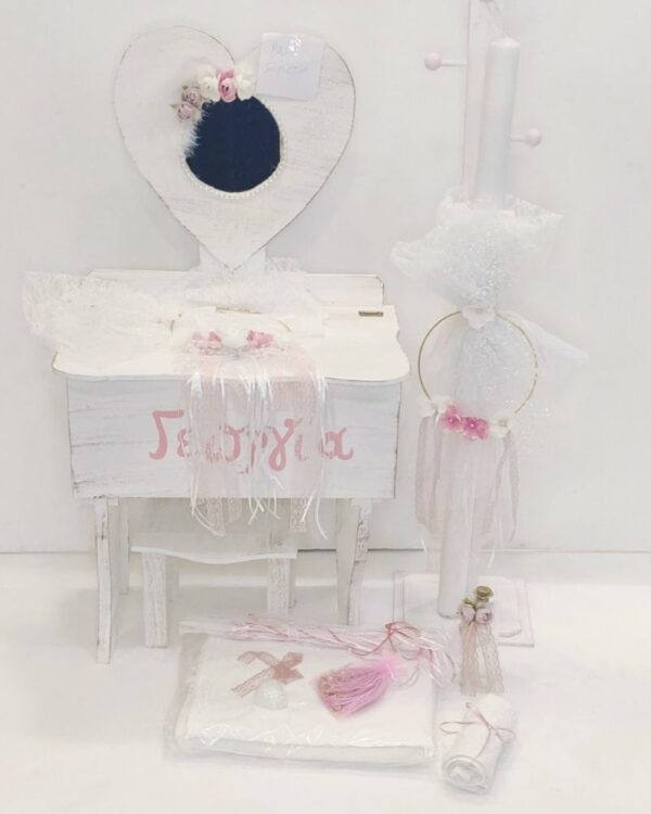 Σετ βάπτισης για κορίτσι με μπουντουάρ διακοσμημένο με vintage λουλούδια