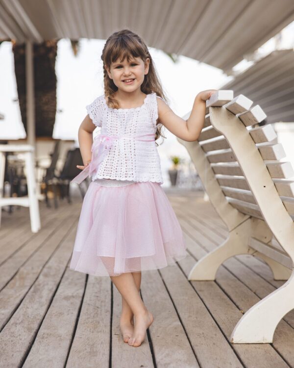 vaptisi-koritsiou-cheiropoiito-set-bousto-me-toutou-fousta-mikres-kyries