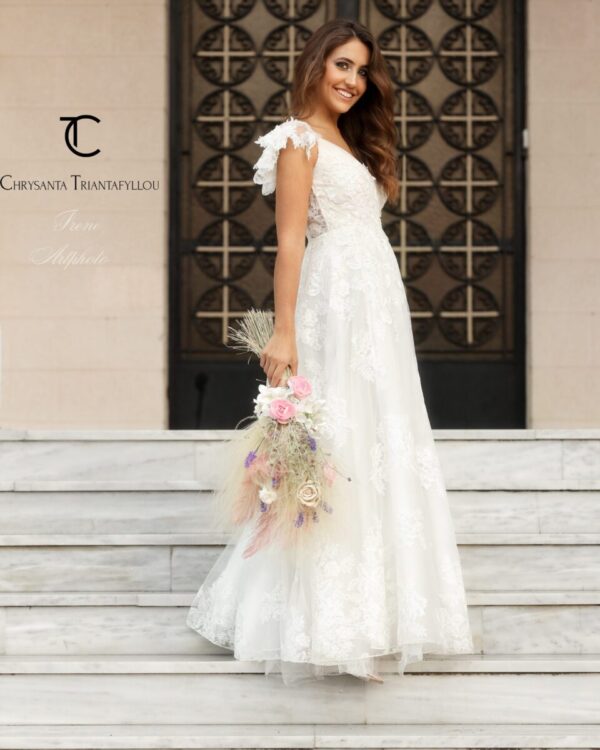 Boho shic νυφικό από γαλλικό τούλι με κεντημένη δαντέλα και ανοιχτή όλη η πλάτη