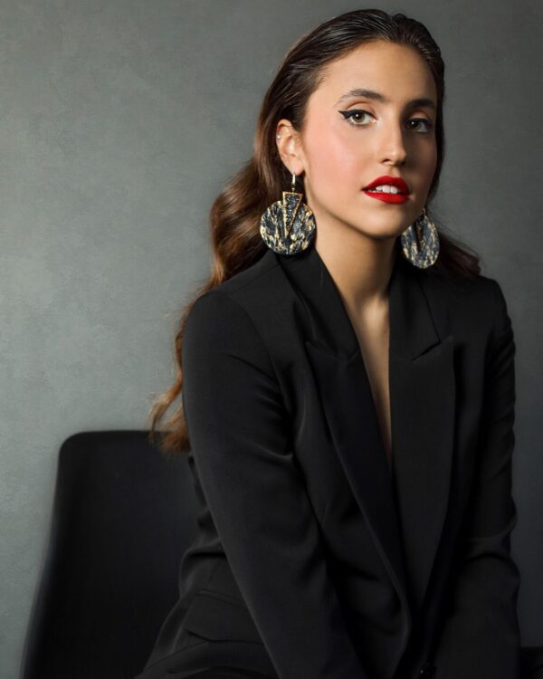 Χειροποίητα σκουλαρίκια με ξύλο, ατσάλι και ρινίσματα swarovski. Χειροποίητη δημιουργία