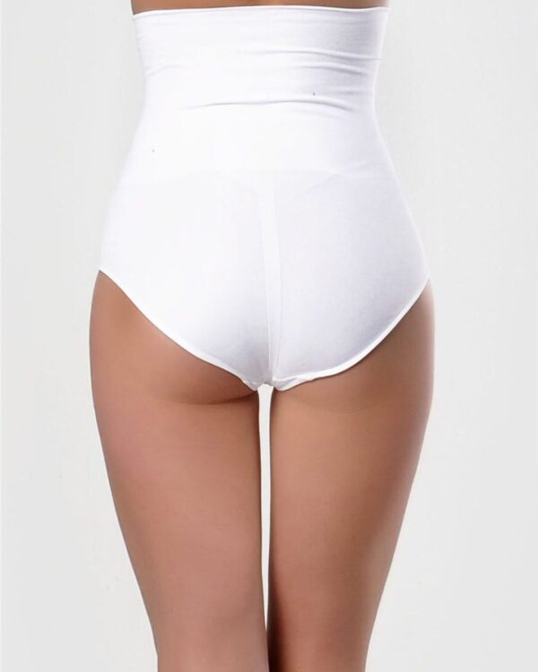 Κορσές κιλότα lastex με σύσφιξη κοιλιάς, σε λευκό, μαύρο και μπεζ. Εξαιρετική ποιότητα με σύσφιξη και σμίλεμα του σώματος, ιδανικό για φορέματα που θέλουμε άψογη εφαρμογή!