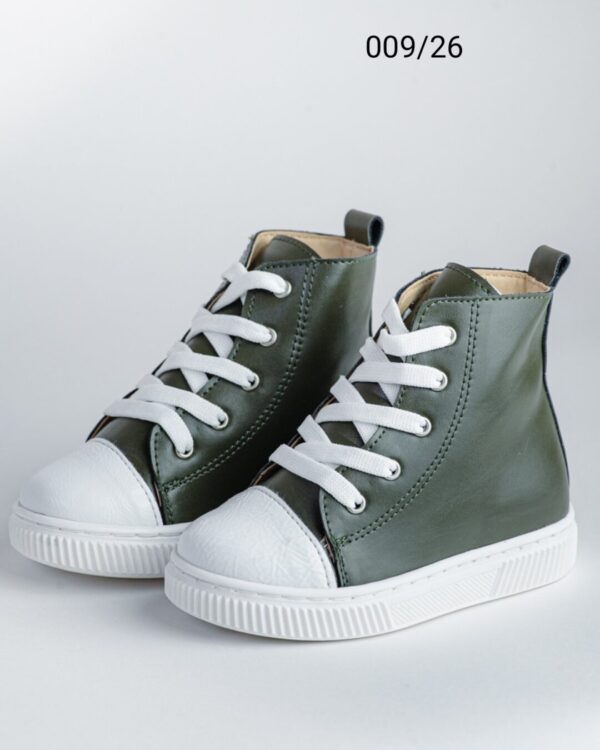 Βαπτιστικά παπούτσια μποτάκια τύπου all star, σε πράσινο σκούρο