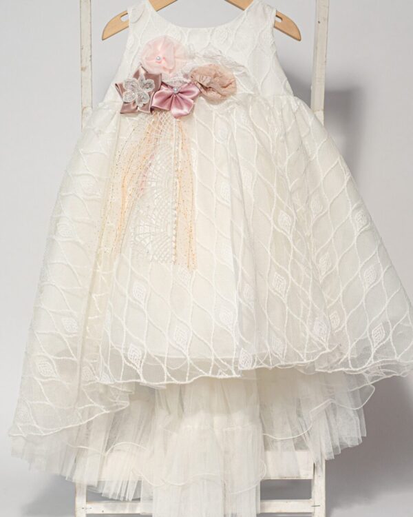 Vintage βαπτιστικό φόρεμα σε λευκή δαντέλα με ουρά