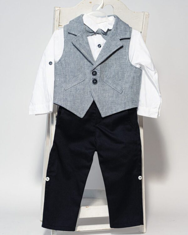 Βαπτιστικό κοστούμι με γιλέκο και παπιγιόν, σε navy blue με γαλάζιο