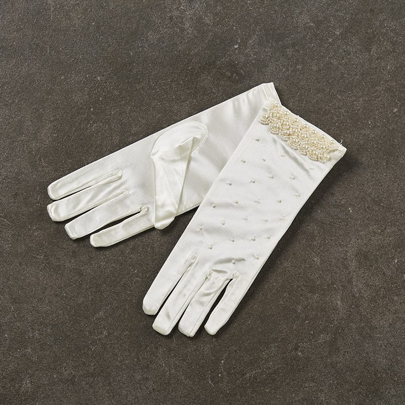 Σατέν νυφικά γάντια με κέντημα πέρλας σε εκρού_22cm