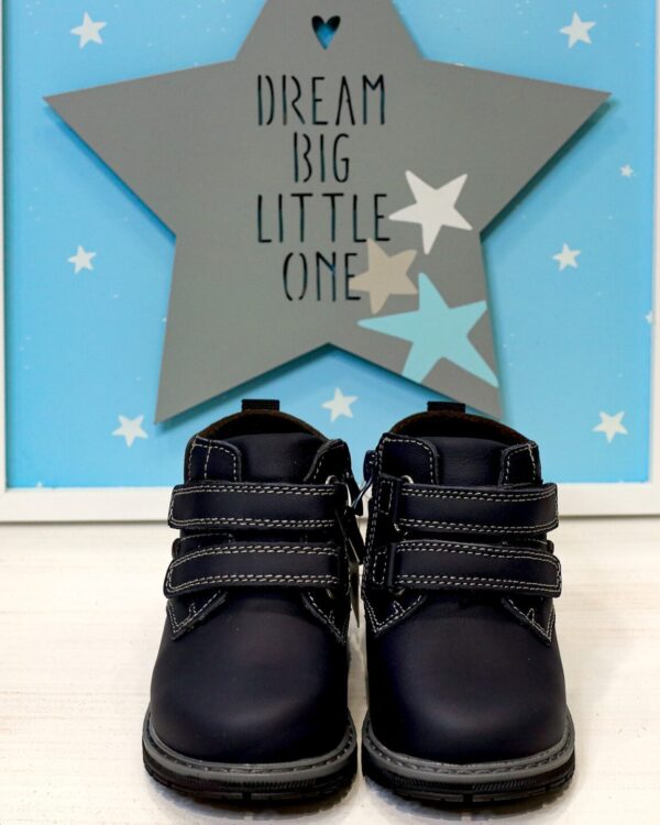 Βαπτιστικά παπούτσια δερμάτινο ανατομικό μποτάκι σε μπλε σκούρο