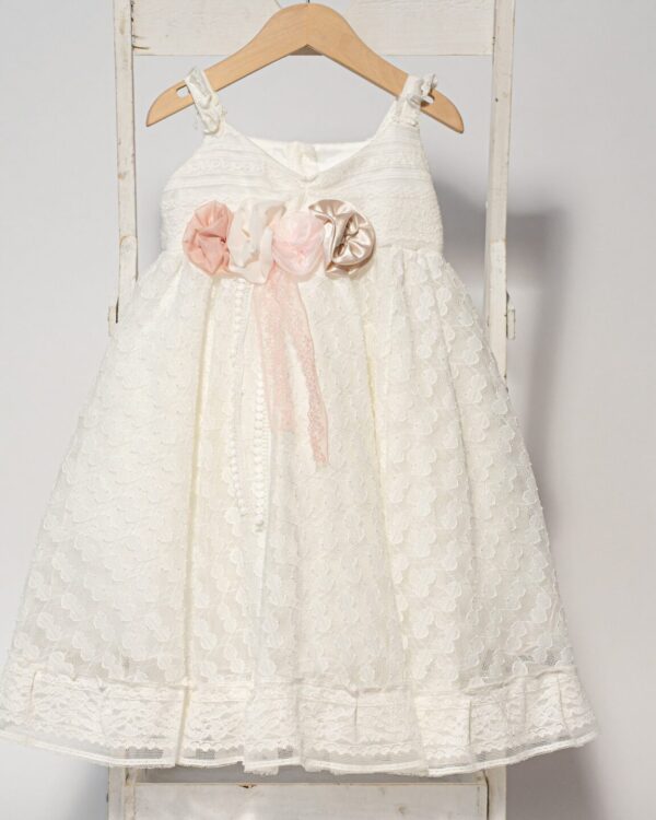 Boho βαπτιστικό φόρεμα σε άσπρη δαντέλα με τιράντα