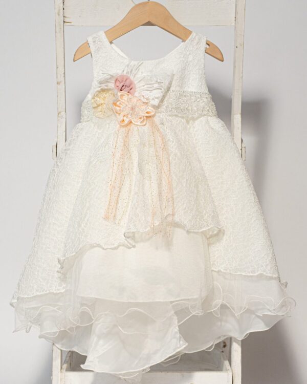 Vintage βαπτιστικό φόρεμα με ουρά σε λευκή δαντέλα