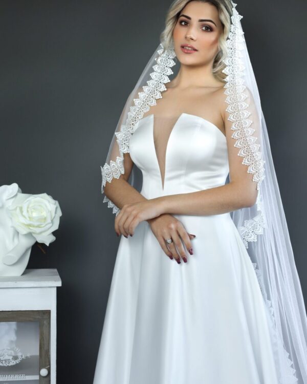 Πριγκιπικό νυφικό από μετάξι Mikado