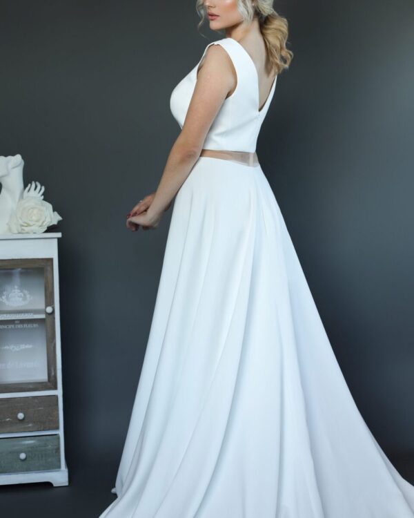 Πριγκιπικό νυφικό από μετάξι Mikado