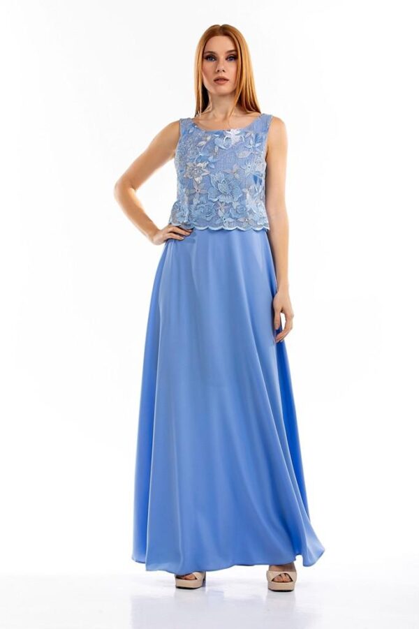 Maxi φόρεμα με τοπ δαντέλα σε μπλε