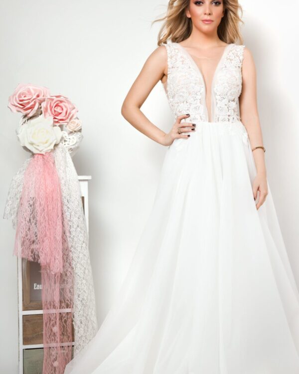 Εντυπωσιακό Νυφικό με μπούστο δαντέλα