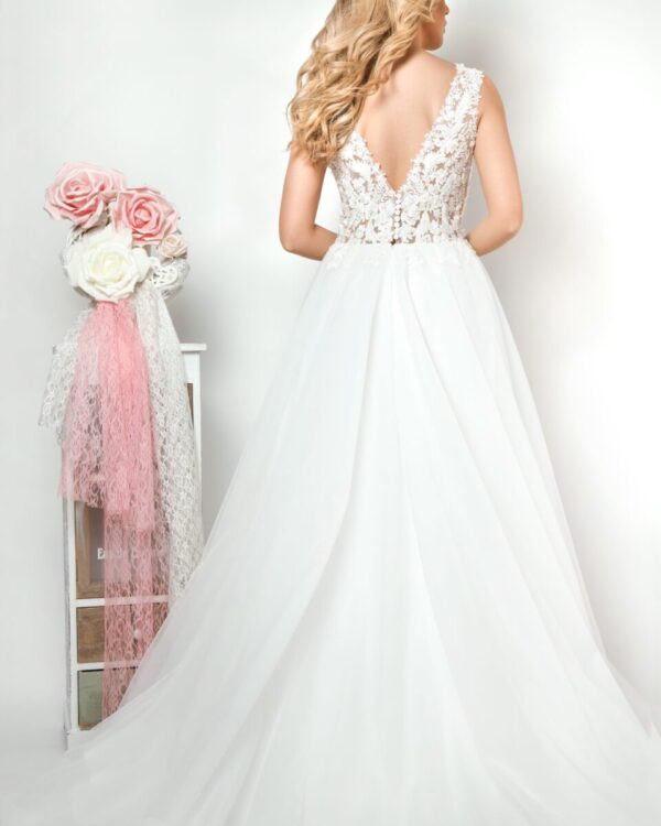 Εντυπωσιακό Νυφικό με μπούστο δαντέλα