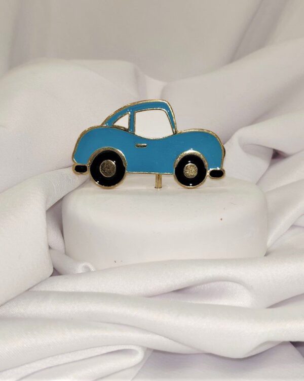 Μπομπονιέρα με λευκό βότσαλο και επίχρυσο αυτοκίνητο