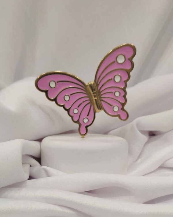 Μπομπονιέρα με λευκό βότσαλο και επίχρυση Πεταλούδα