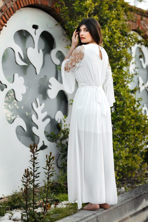 Maxi φόρεμα με μανίκι και κέντημα δαντέλα σε λευκό
