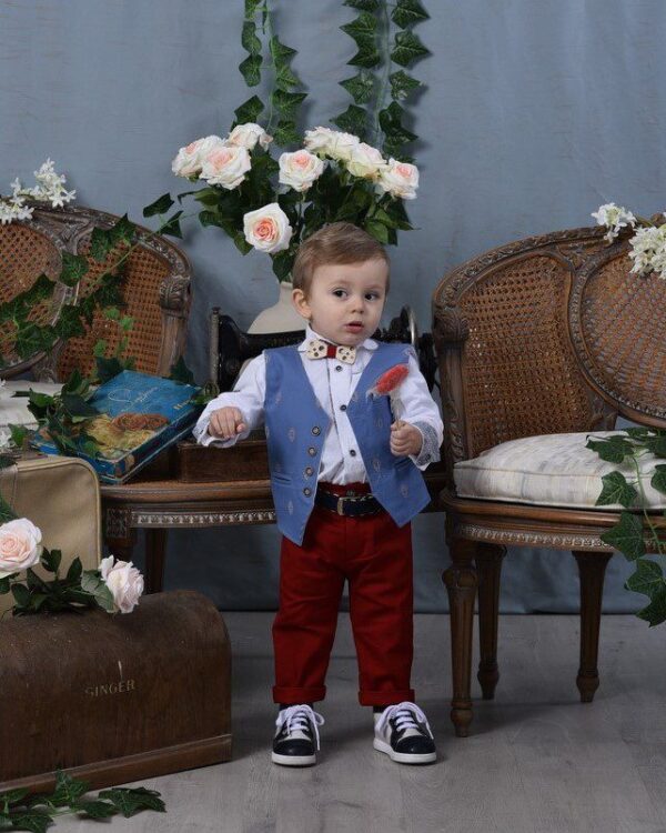 Βαπτιστικό κοστούμι σε γαλάζιο με μπορντό