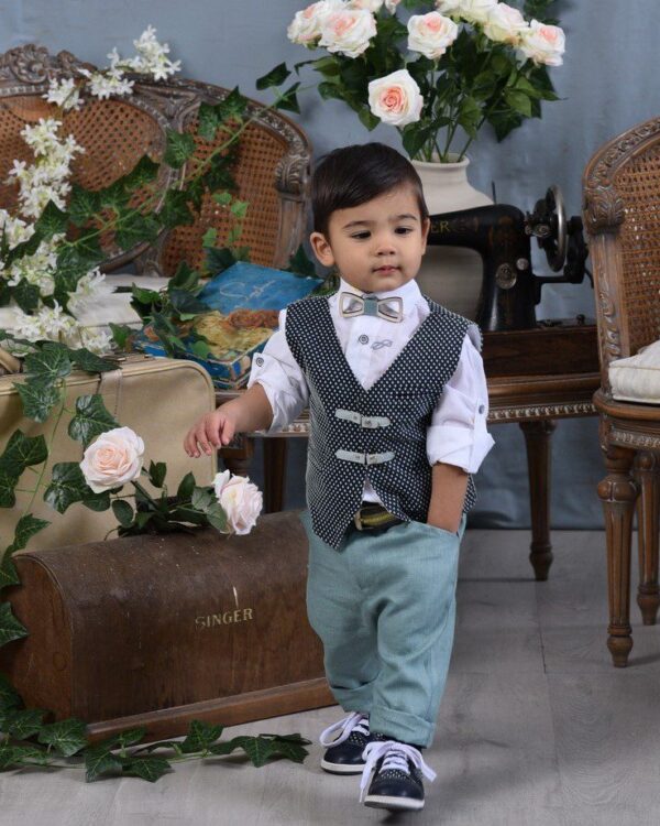 Βαπτιστικό κοστούμι σε αποχρώσεις του γκρι