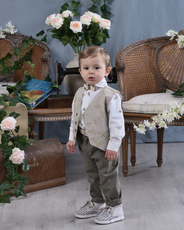 Βαπτιστικό κοστούμι σε μπεζ με χακί