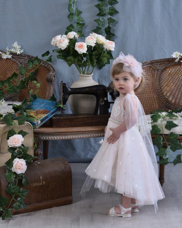 Νεραϊδένιο βαπτιστικό φόρεμα σε nude ροζ