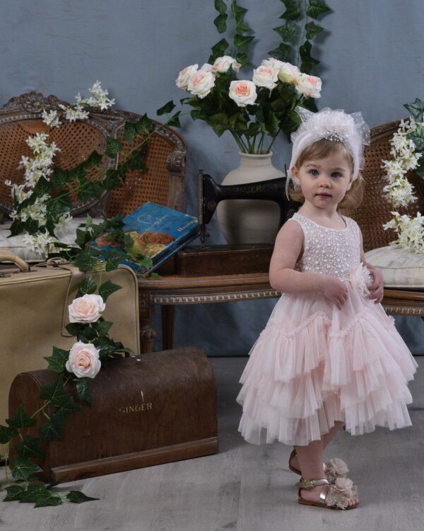 Νεραϊδένιο βαπτιστικό φόρεμα σε nude ροζ