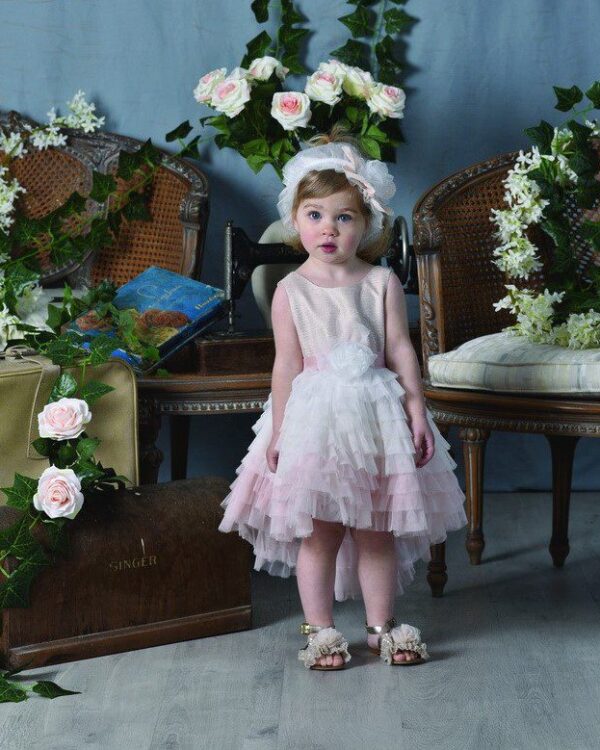 Εντυπωσιακό βαπτιστικό φόρεμα degrade με ουρά