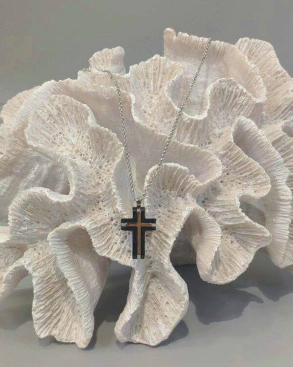 Κολιέ ασημί με σταυρό