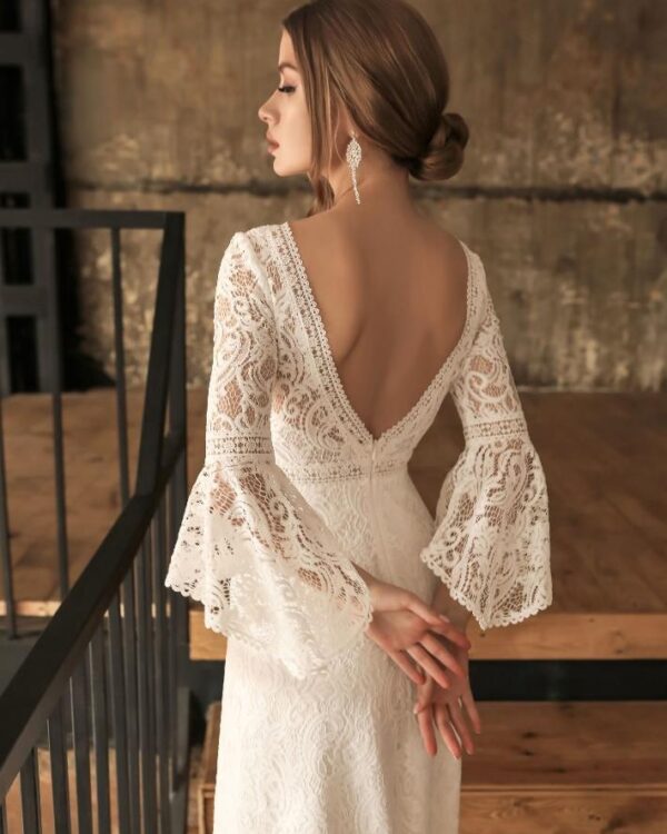 Vintage νυφικό φόρεμα όλο δαντέλα και μακρύ μανίκι