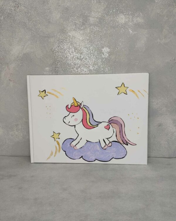 Βιβλίο ευχών με θέμα μωρό μονόκερος