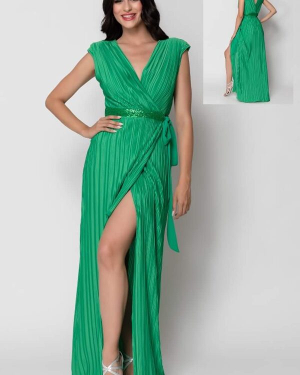 Maxi φόρεμα με σκίσιμο σε πράσινο