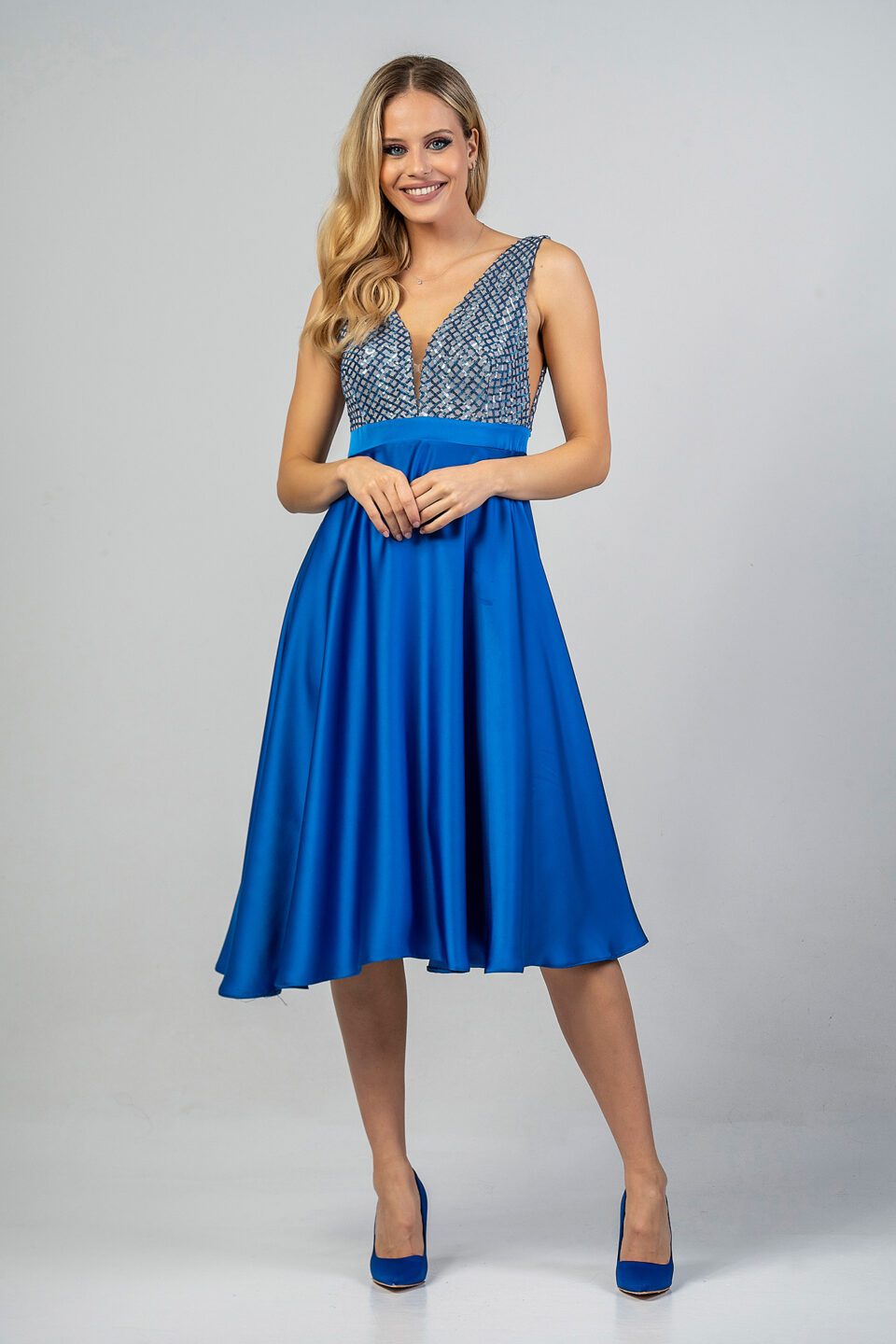 Midi φόρεμα σε μπλε ρουά