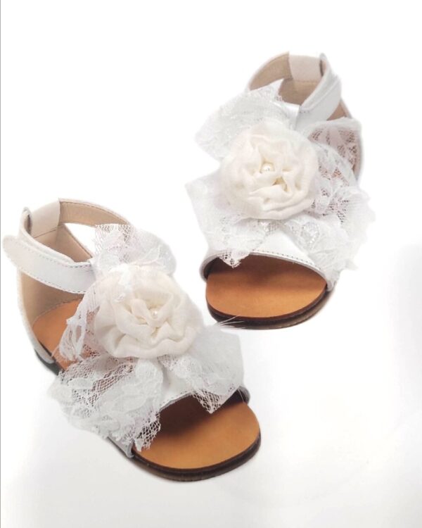 pedilo me δαντελα