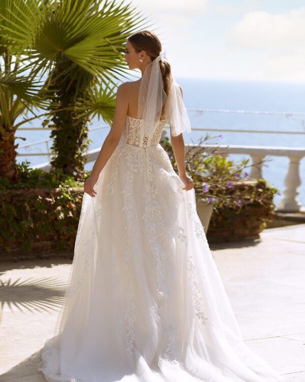 straples nifiko romantiko