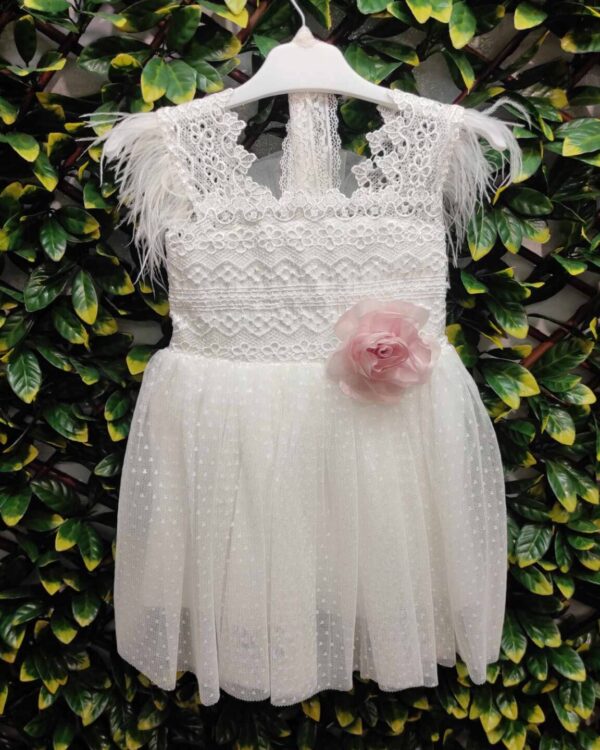 Ρομαντικό βαπτιστικό φόρεμα με δαντέλα