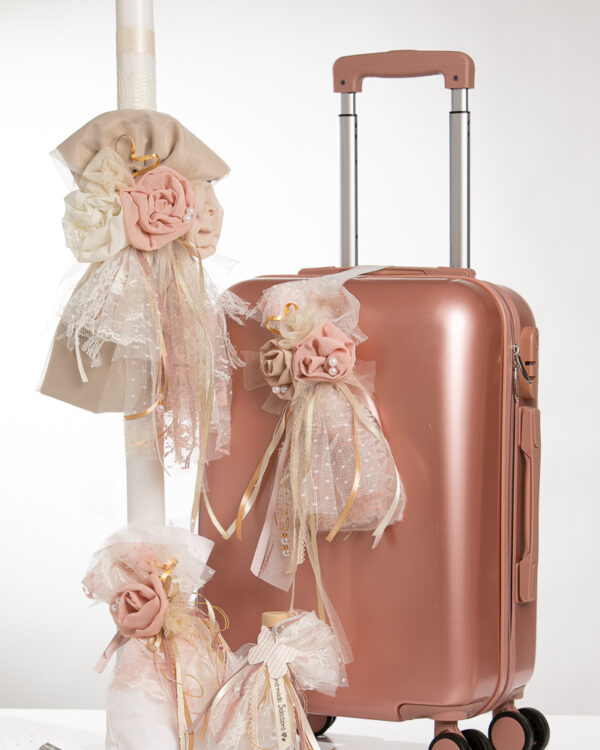 Ολοκληρωμένο πακέτο βάπτισης χρυσή καρδιά