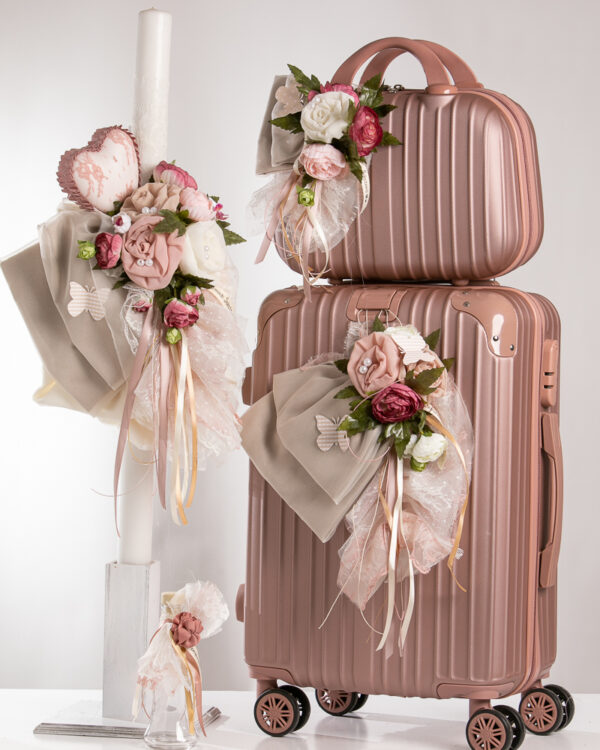 Ολοκληρωμένο πακέτο βάπτισης με θέμα λουλούδια