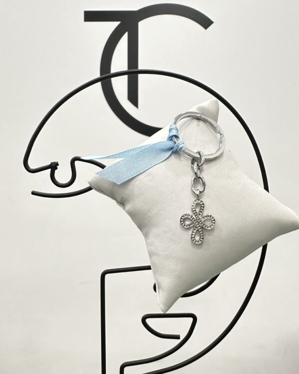 Μαρτυρικά για βάπτιση ασημή μπρελόκ με σταυρό