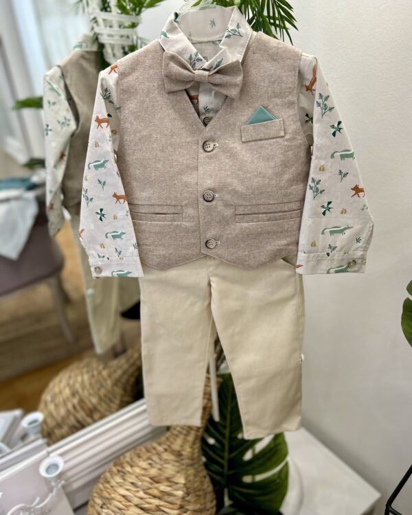 Βαπτιστικό κουστούμι σε γήινα χρώματα