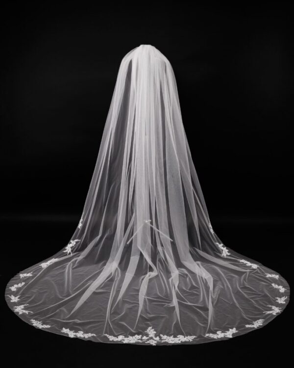 Νυφικό πέπλο από γαλλικό τούλι